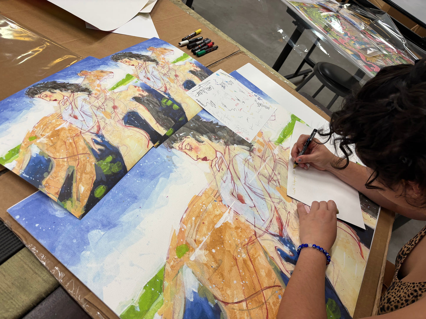 Passing through (collective print)